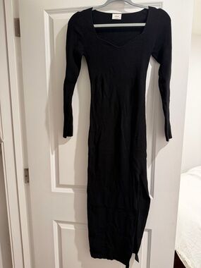 Aritzia Black Long Ribbed Maxi Dress with Scoop Neck